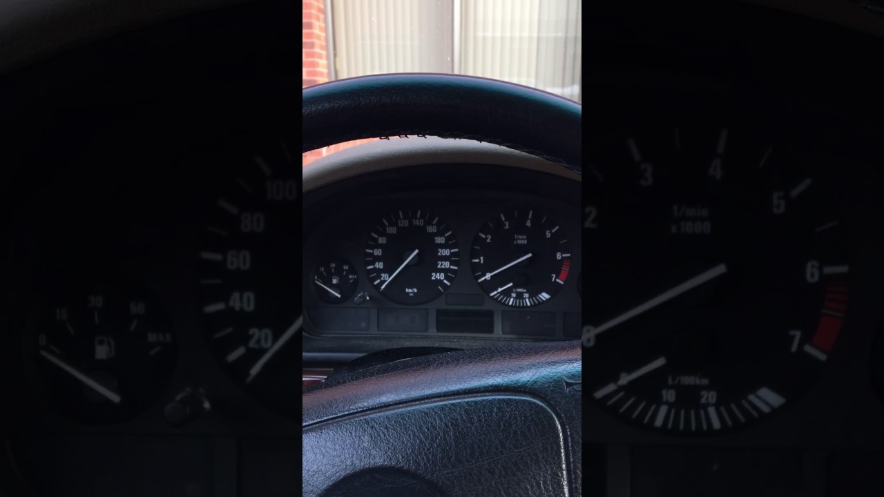 BMW E39 battery light flashing