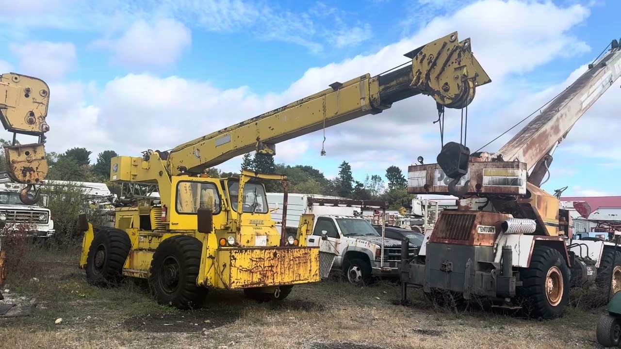 14 TON GROVE RT-58 ROUGH TERRAIN CRANE