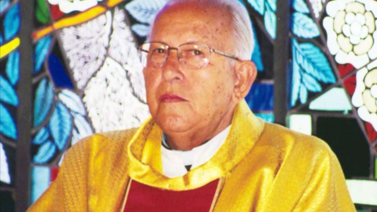 Conhe&ccedil;a a vida de santidade de padre Gilberto Maria Defina