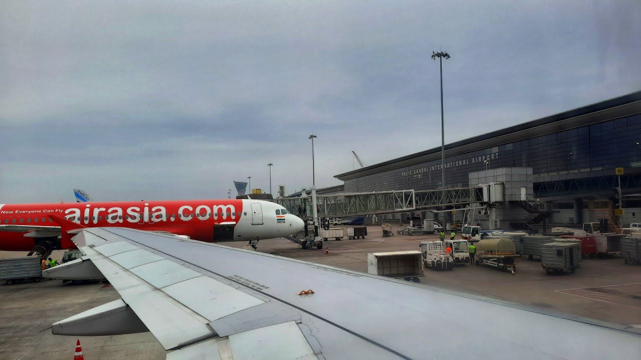 Takeoff & Landing at Hyderabad International Airport - India