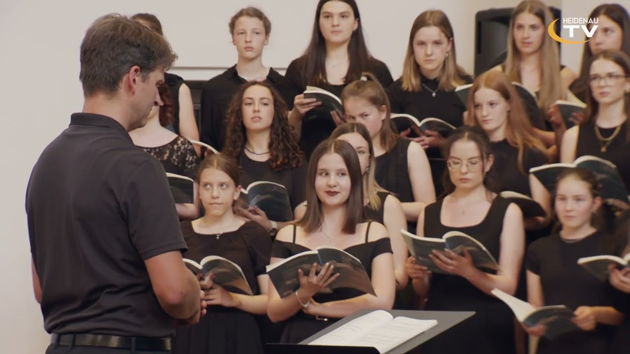 The Armed Man: A Mass for Peace - Karl Jenkins (gesungen von: Der Jugendchor)