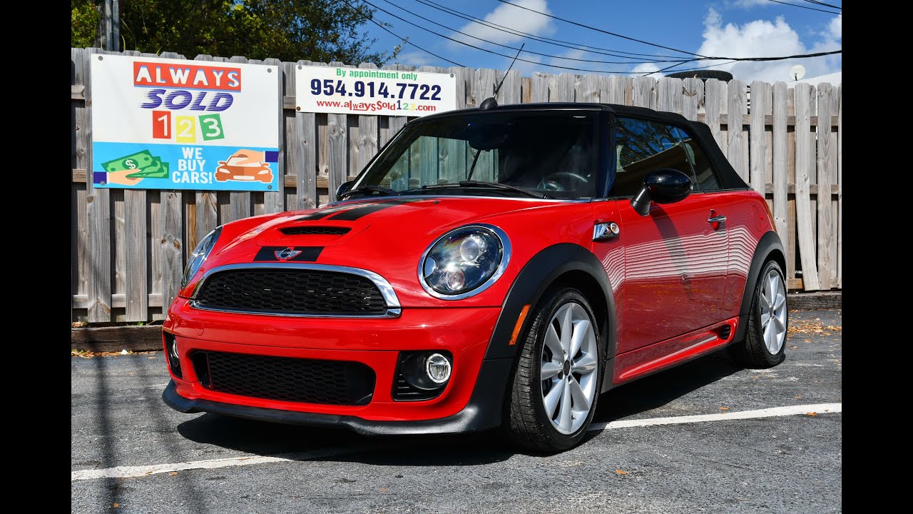 Sporty 2015 MINI Cooper Convertible - Only 33K Miles! #mini  #sportscar  #convertible