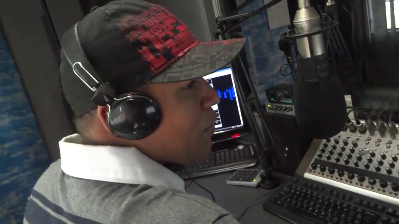 Wel Ao Vivo na R&aacute;dio New Life Fm 87 5!!