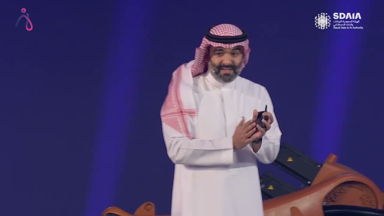 H.E. Eng. Abdullah Alswaha delivers the opening remarks of the GlobalAISummit 2022.