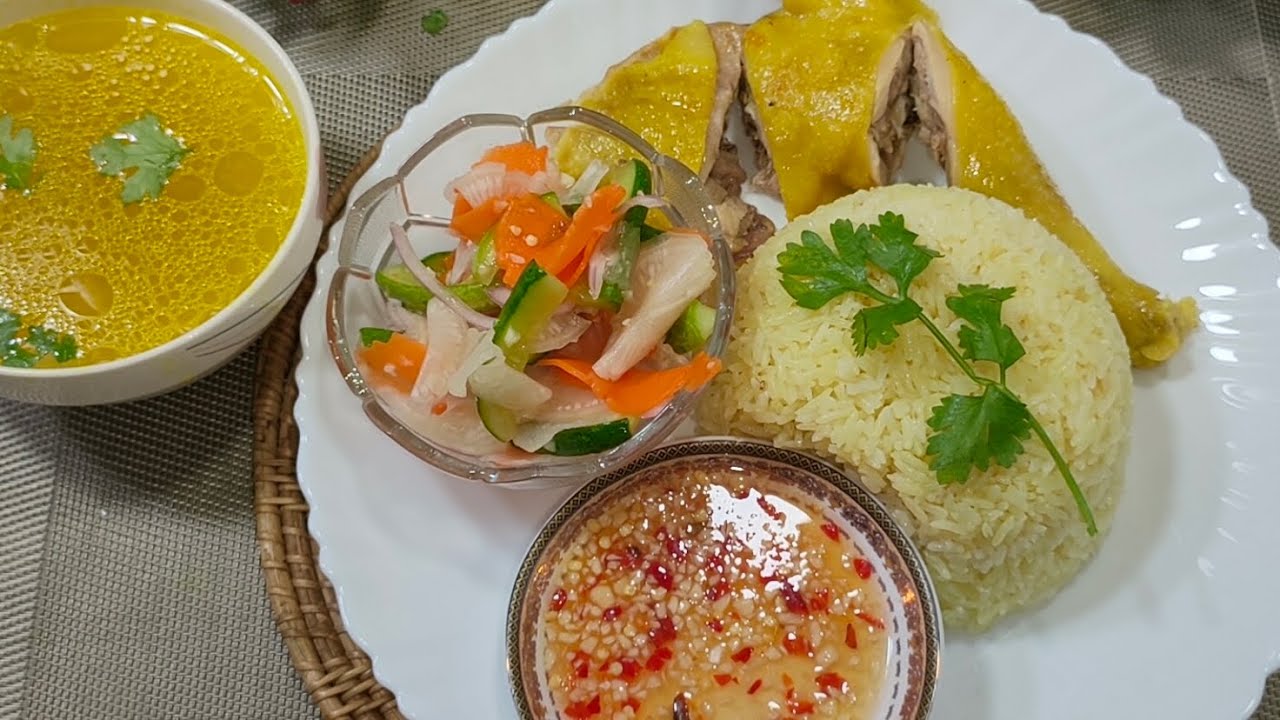 របៀបធ្វើ ជ្រក់បាយមាន់ហៃណាំនិងទឹកត្រី How to make Hainan chicken and fish sauce