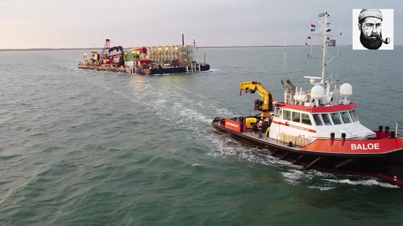 Shoalbuster Baloe and Multicat AMS Retriever towing barge Barbarossa 1