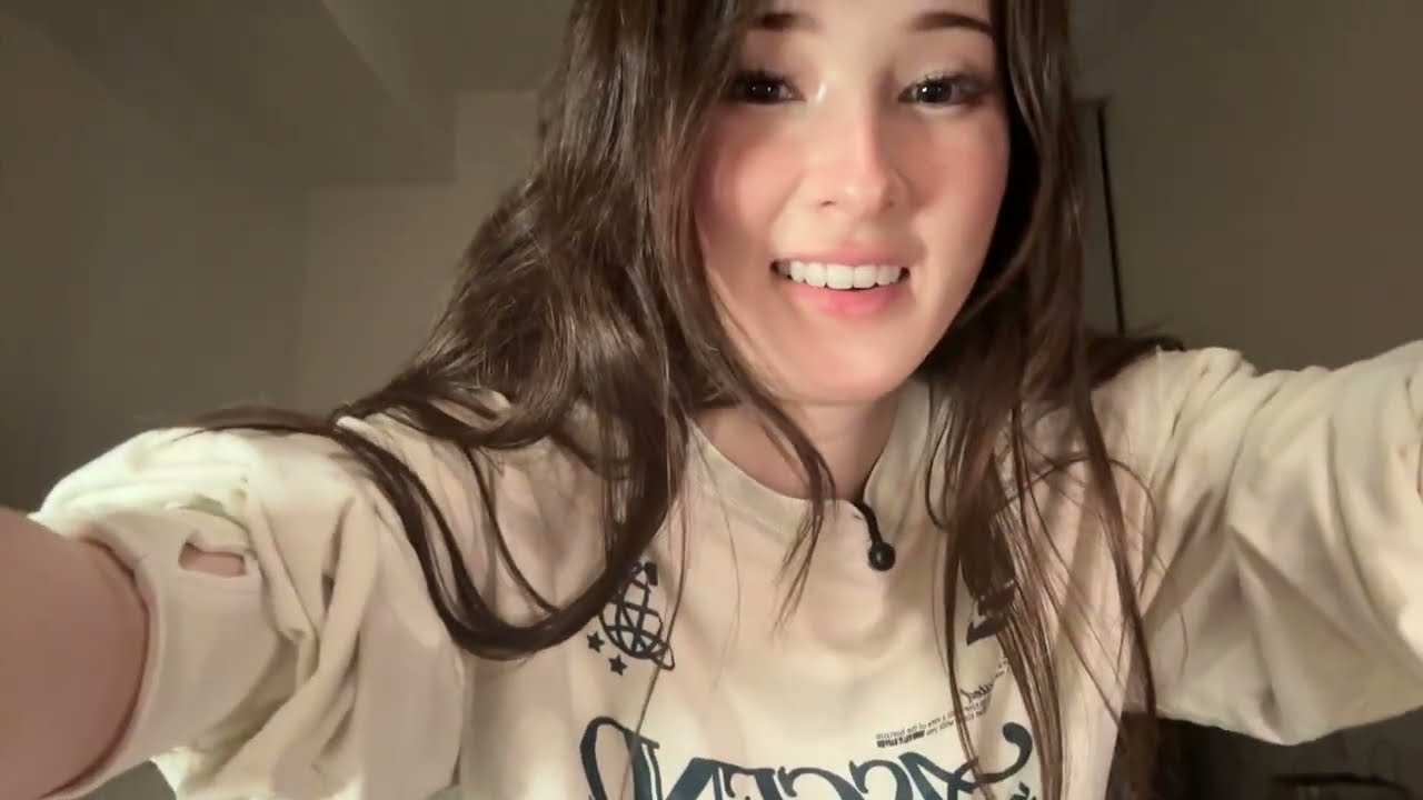 STILL FOLDING LAUNDRY - tinakitten vod (1/24/26)
