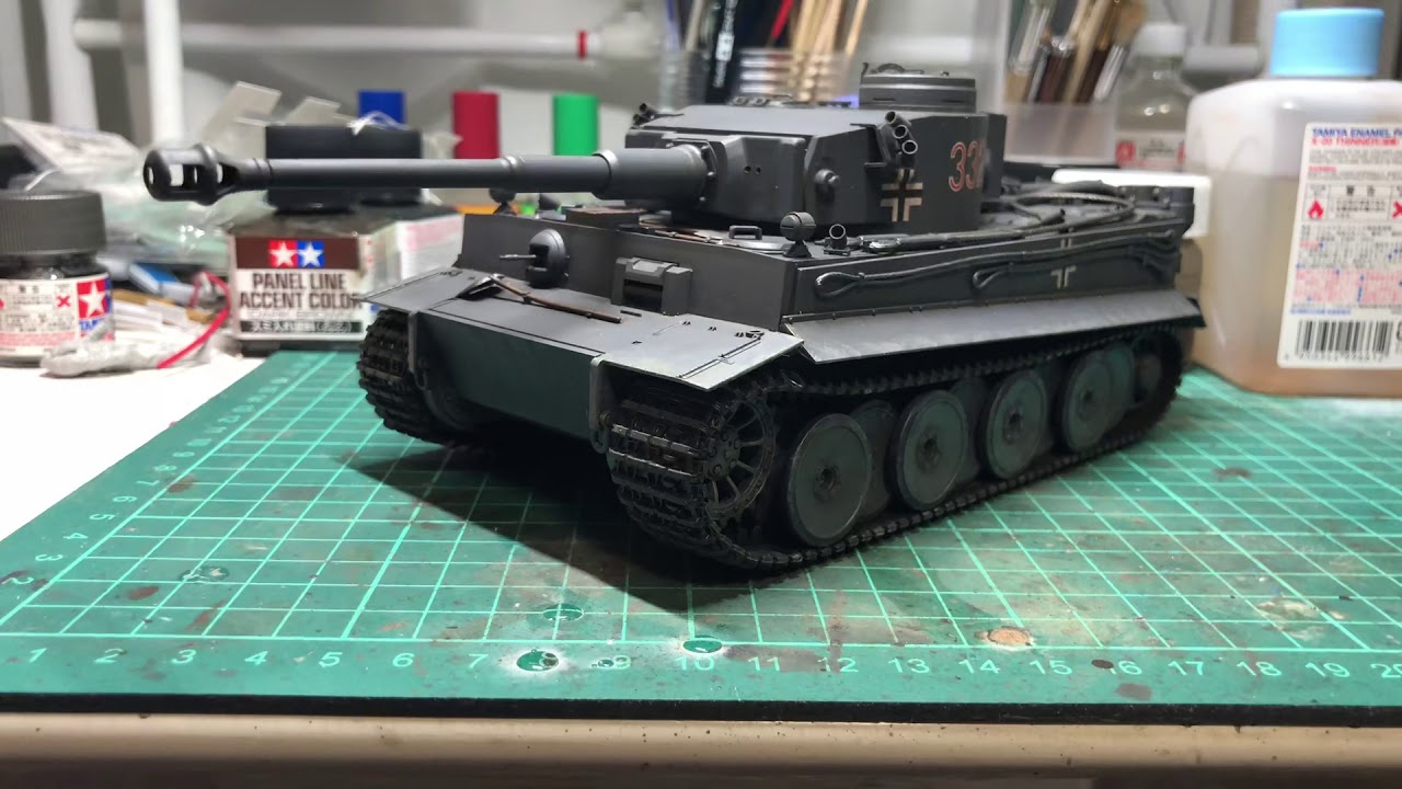 1/35 ドイツ重戦車 タイガーI 初期生産型 (RC塗装済）