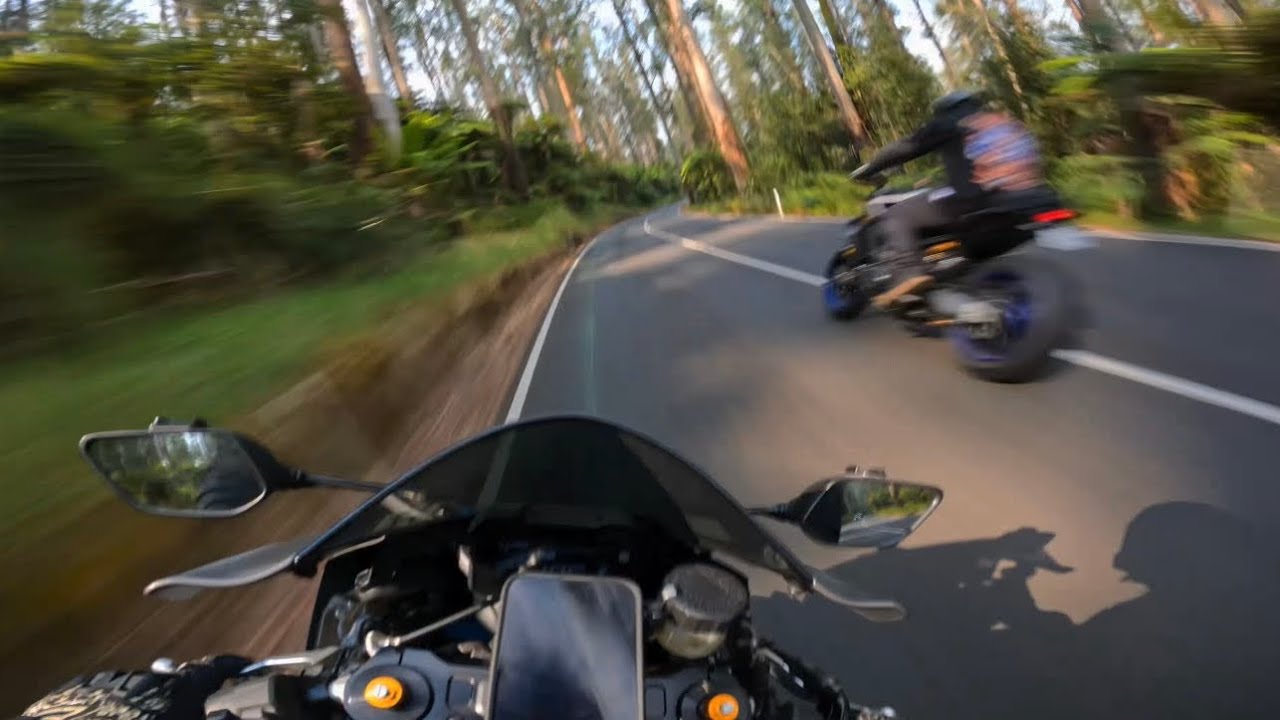 R7 vs MT09SP Mountain Run