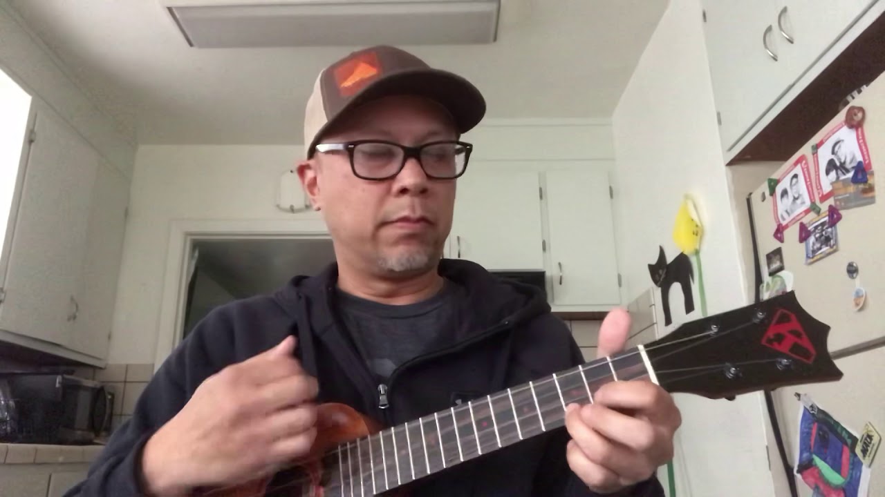 Our Lips Are Sealed (The Go-Go&rsquo;s 80&rsquo;s Ukulele Cover)