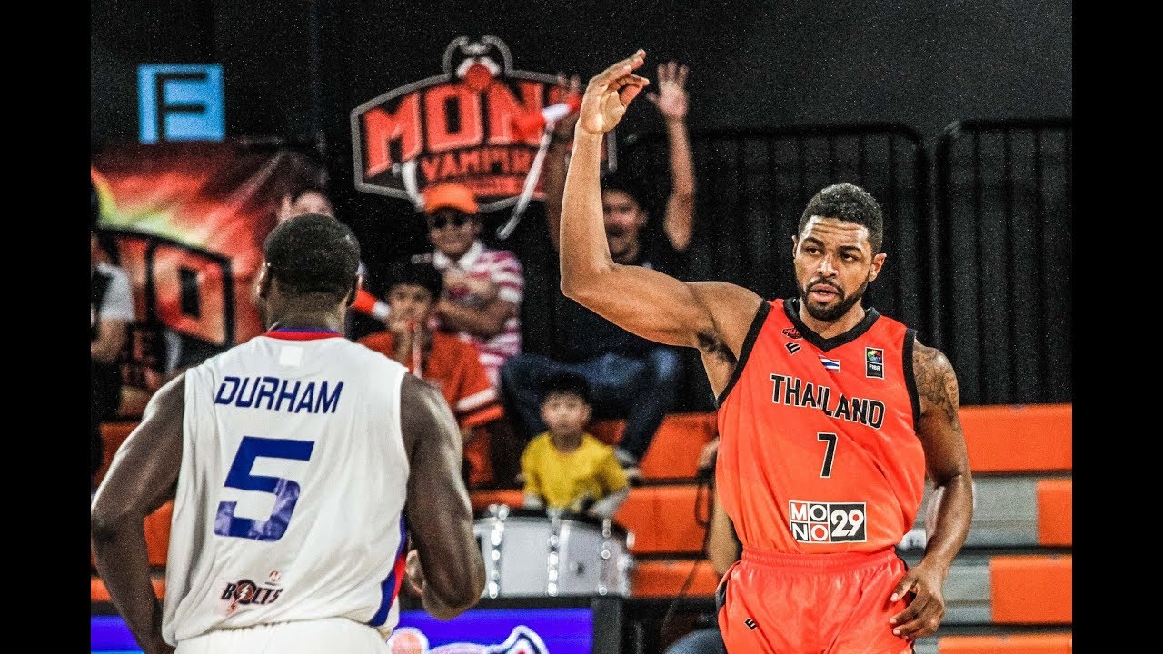 Michael  Singletary : Mono Vampire Basketballclub