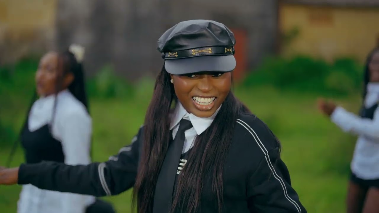 Djeneba Diaouné - WADADA - (Clip officiel 2025) - Adji Ka Djeneba