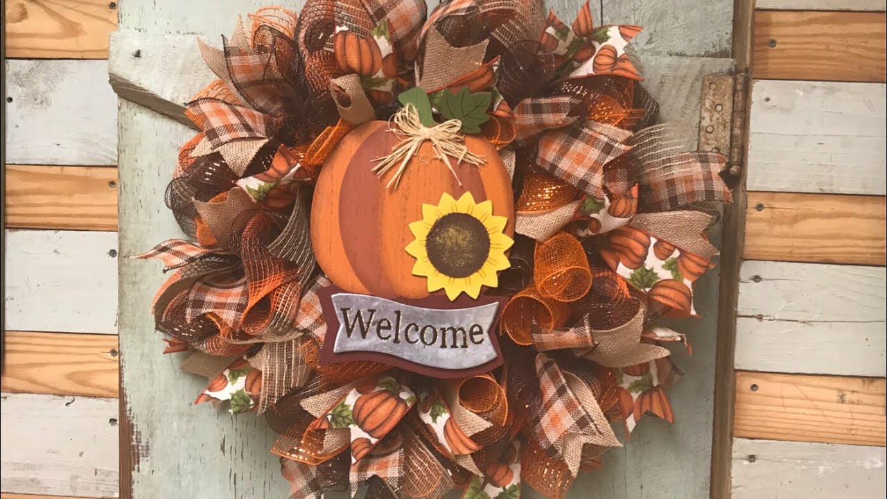 Fall wreath tutorial Easy Easy one too!