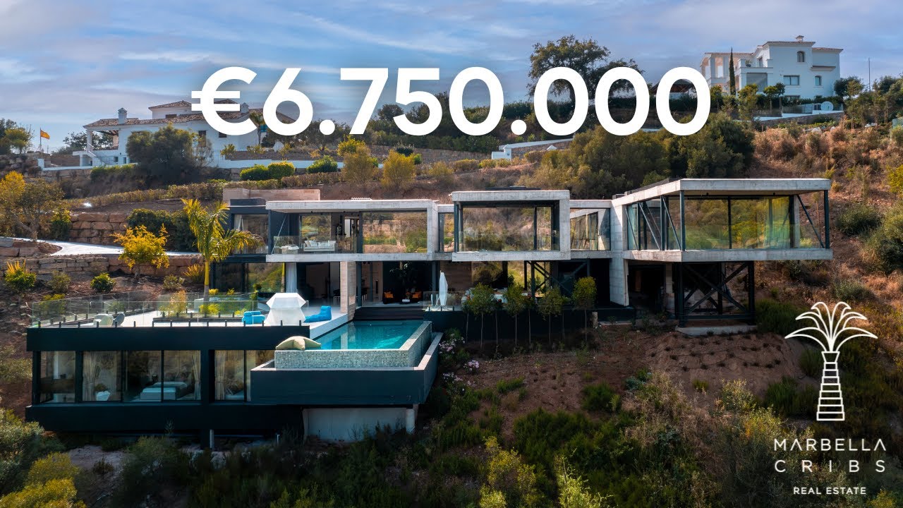 Casa Flotante in Marbella Club Golf Resort, Benahavis, Spain | &euro;6.750.000 | Marbella Cribs Group