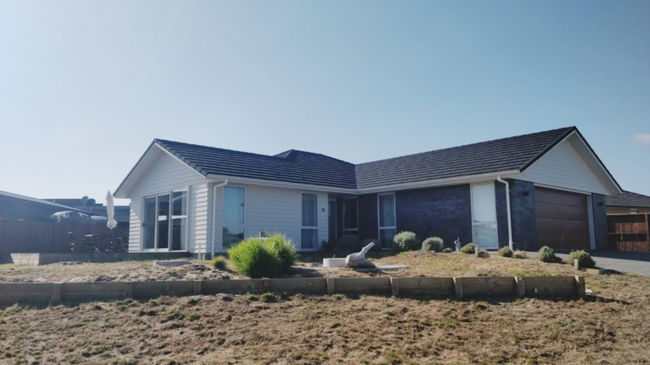 4 Bedroom Modern House Design Tour in New Zealand