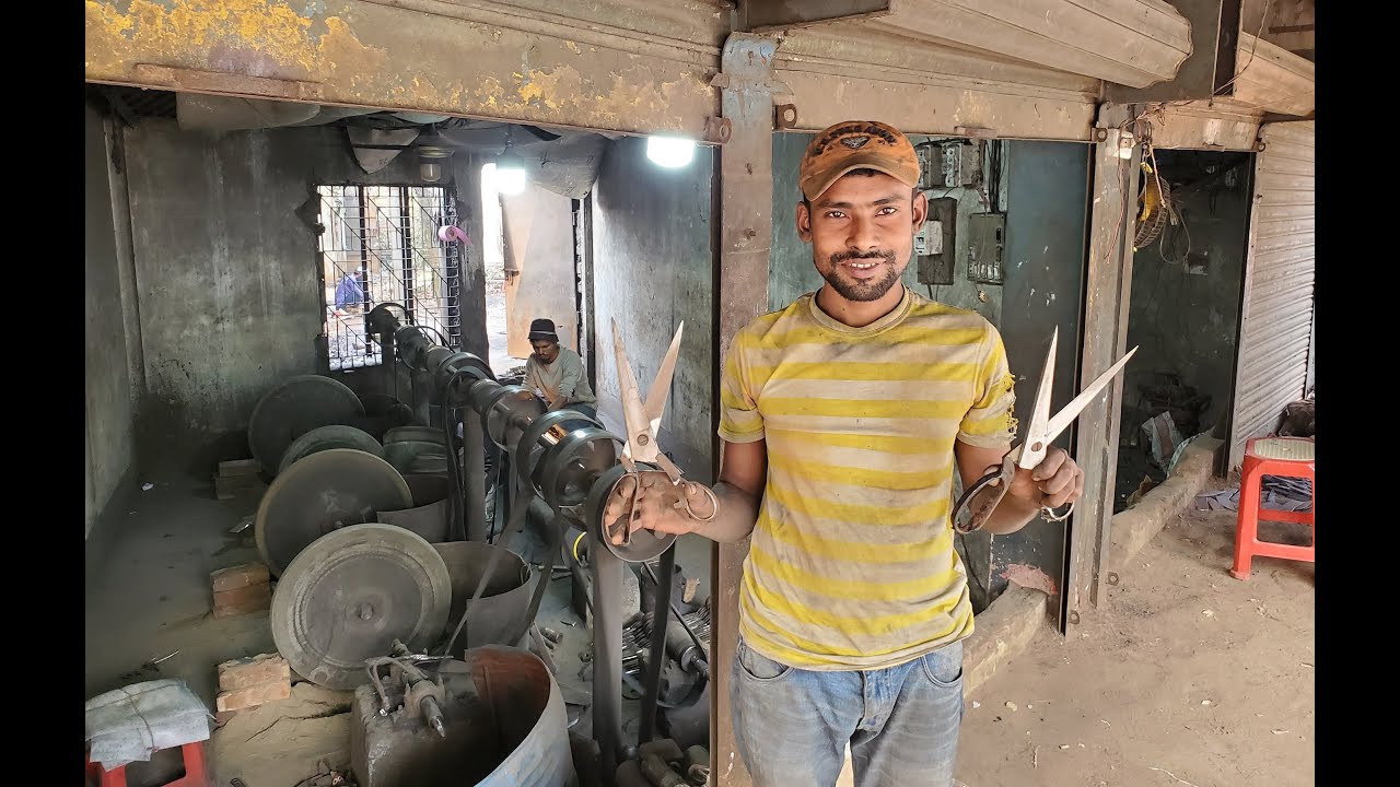 How Fabric Cutting Scissors are Made in Workshop || Scissors Manufacturing Process