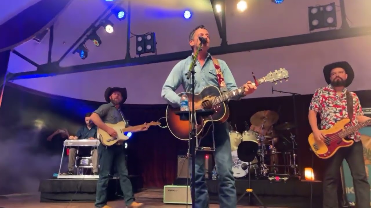 Turnpike is Back! “Every Girl” and “7 & 7” live in Tulsa, Oklahoma 4/8