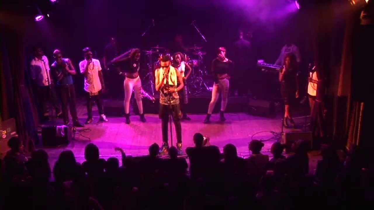 Kevin Mola Concert live au Divan du Monde (Extrait Long)