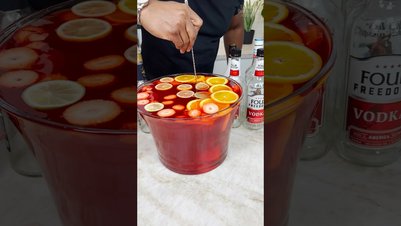 Trash Can Punch #cocktail #bartender #vodka #juice