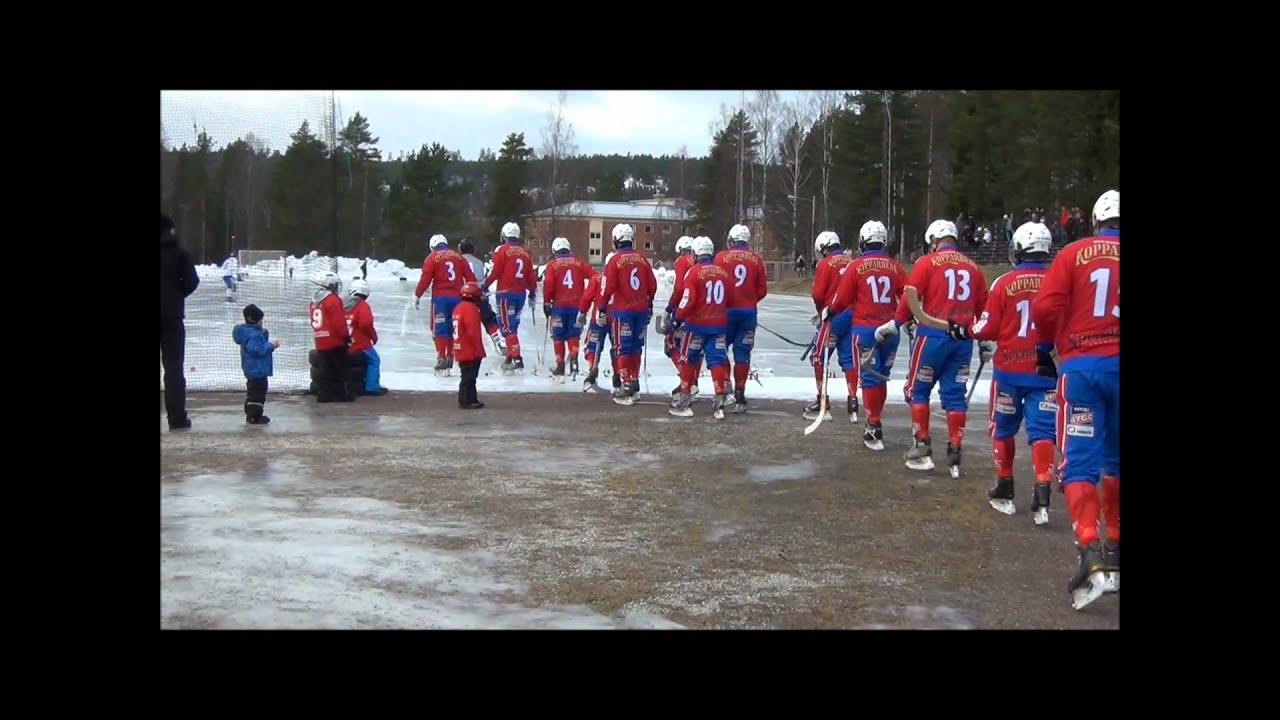 Annandagsbandy på Grängesvallen 2011