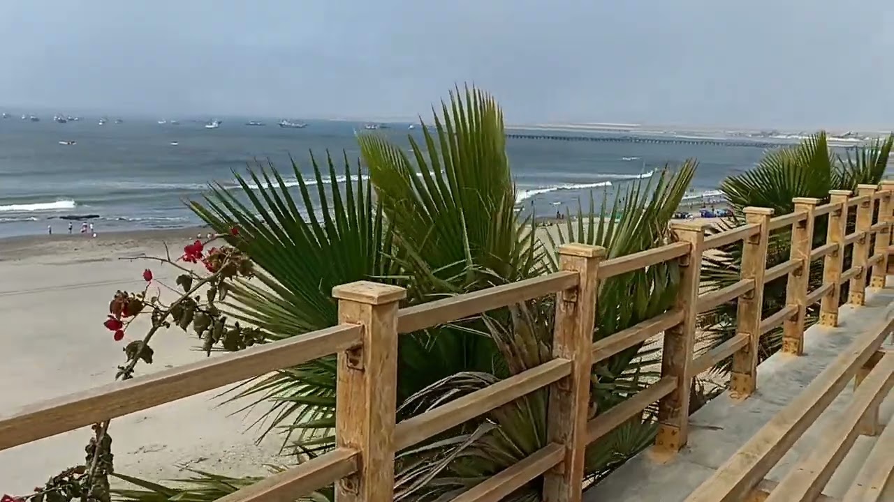 Playa Malabrigo | Mirador y Muelle | Puerto Chicama