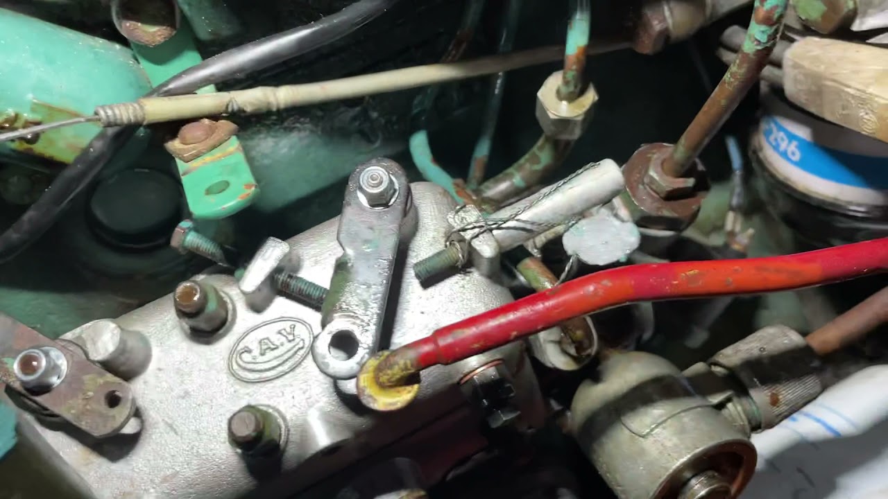 Testrun after resealing of fuel injection pump. Volvo BM430 Perkins AD3.152