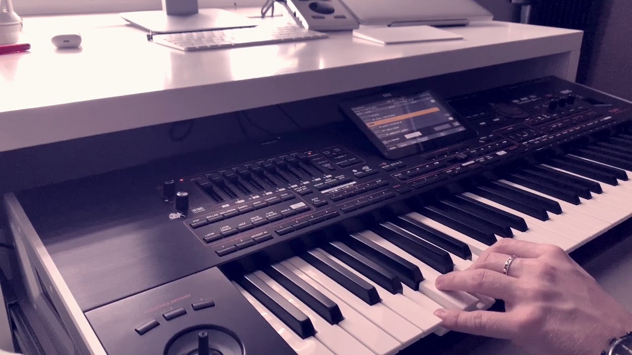 W małej kapliczce (z rep. Jacek Lech, Fantastic Boys) Cover Korg Pa4x