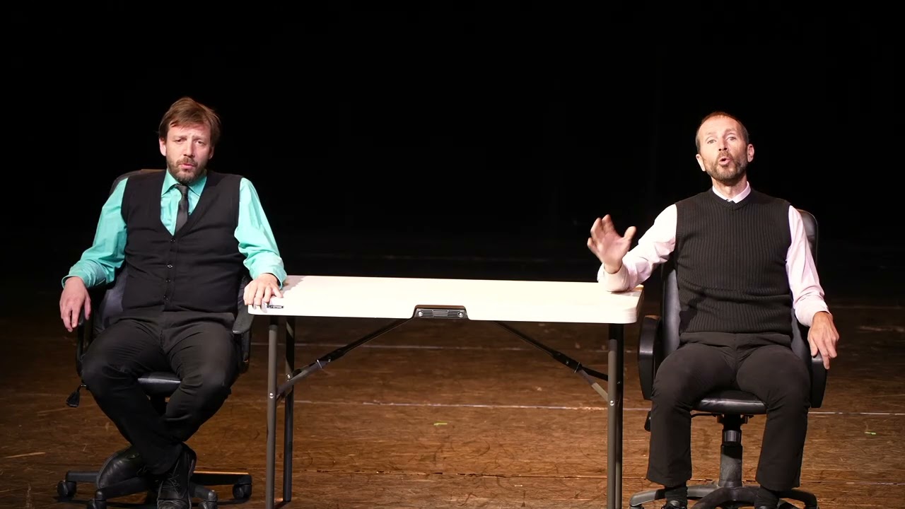 C’est l’histoire d’un homme embarqué… au Festival d'impro de Paris (Duo de la troupe Les Eux)