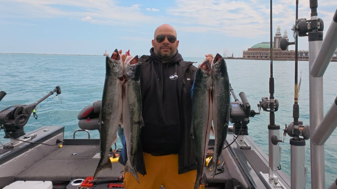 🔴 LIVE - Spring Kings Are Here & Coho Everywhere! | Lake Michigan Fishing Report 04/26/25