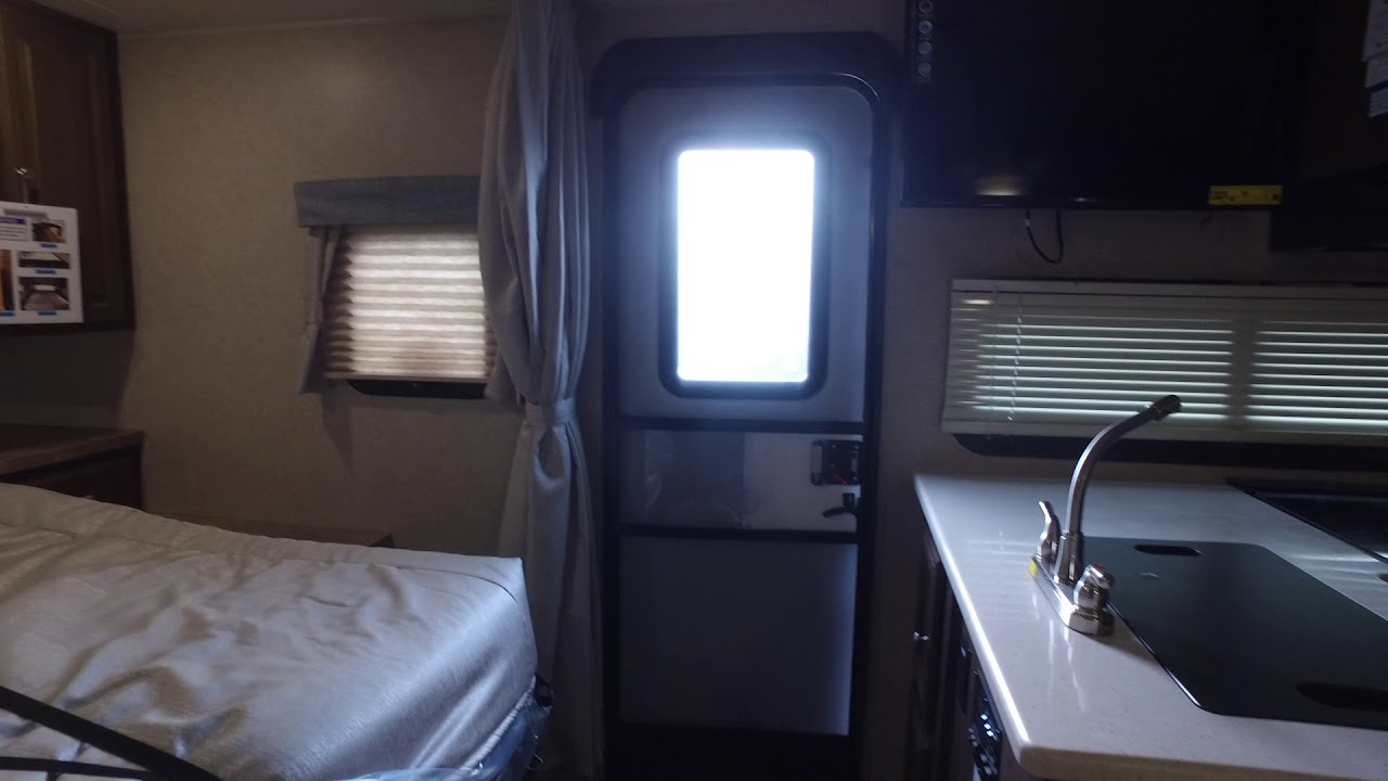 Brand New 2018 Forest River Rockwood Mini-Lite 2509S