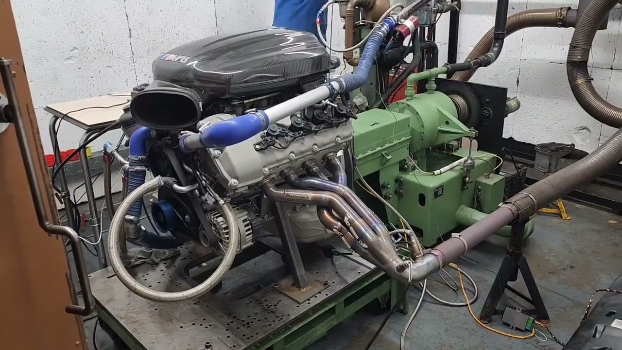 BMW S65/P65 Flat Plane Crank, street engine start up on the dyno.