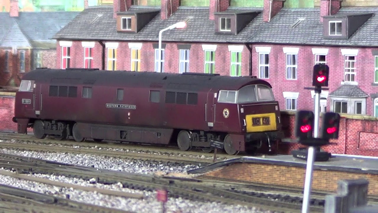 Heljan Class 52 Western Pathfinder 1001 and SWD loksound V4
