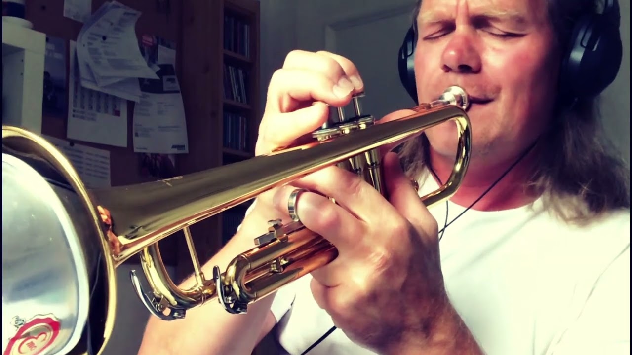EQUINOX / John Coltrane / trumpet mute with bass