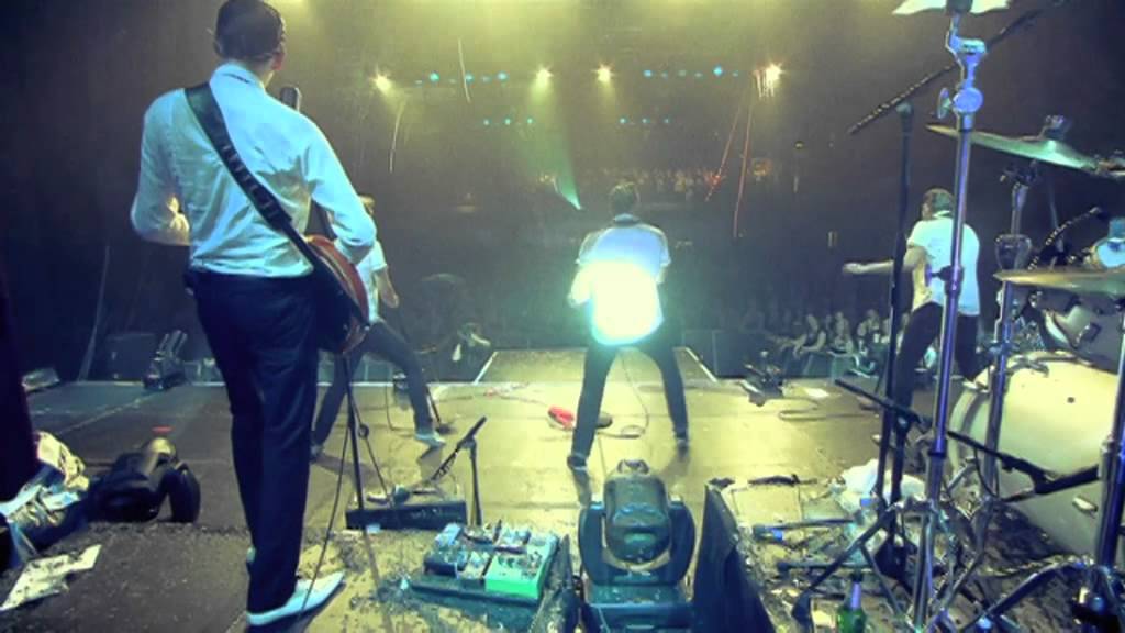 The Baseballs - Umbrella (live from Strings 'n' Stripes)