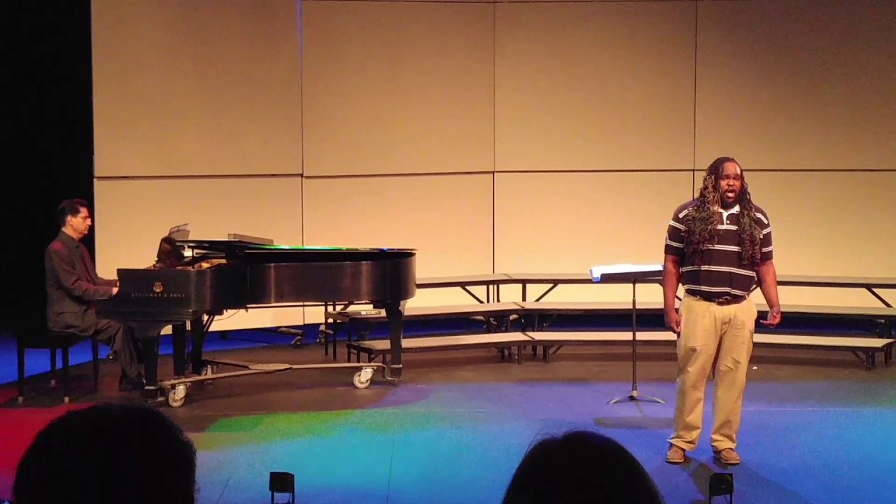 Tones Of A Spinto Tenor. 