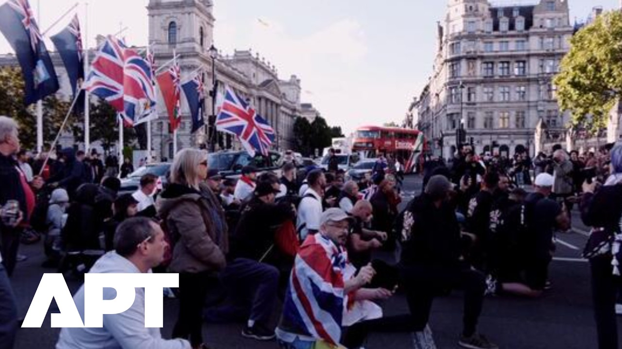 &laquo;Это было обезглавливание!&raquo;: Лондонские протестующие вышли на митинг против иммиграции после напа...