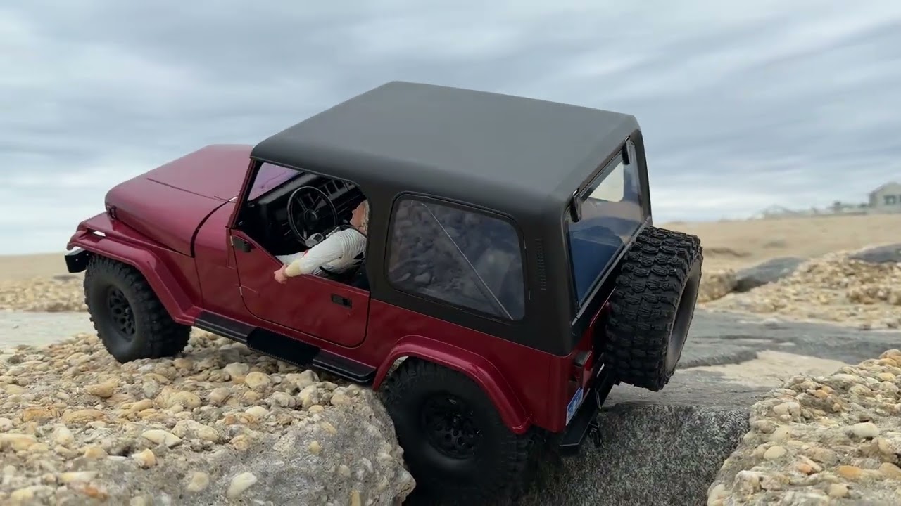 FMS Rochobby Mashigan, beach crawling in New Jersey U.S.A 