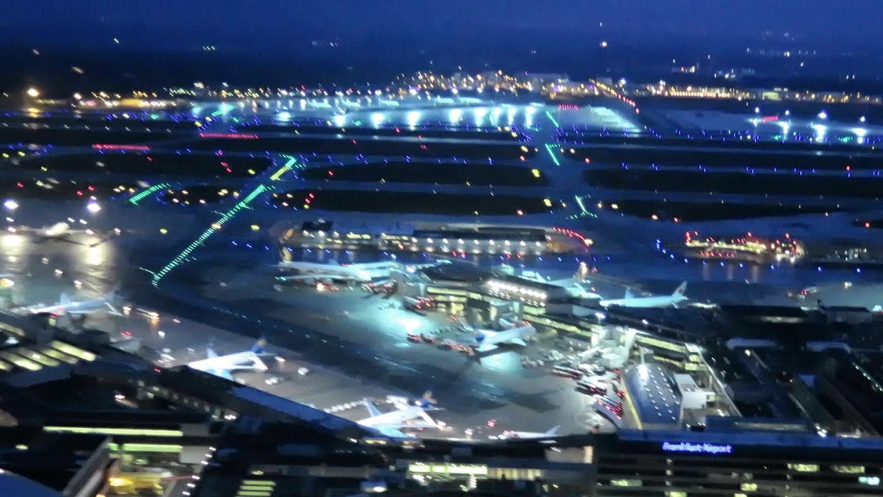Frankfurt Airport. Early Morning Landing. Nice view. Flight LH 305. Airbus A320