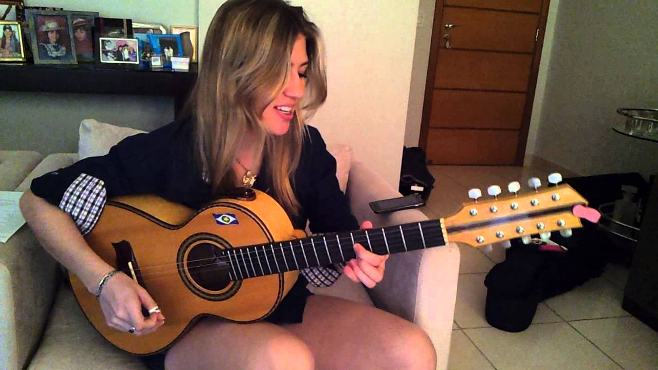 BRUNA VIOLA ENSAIO