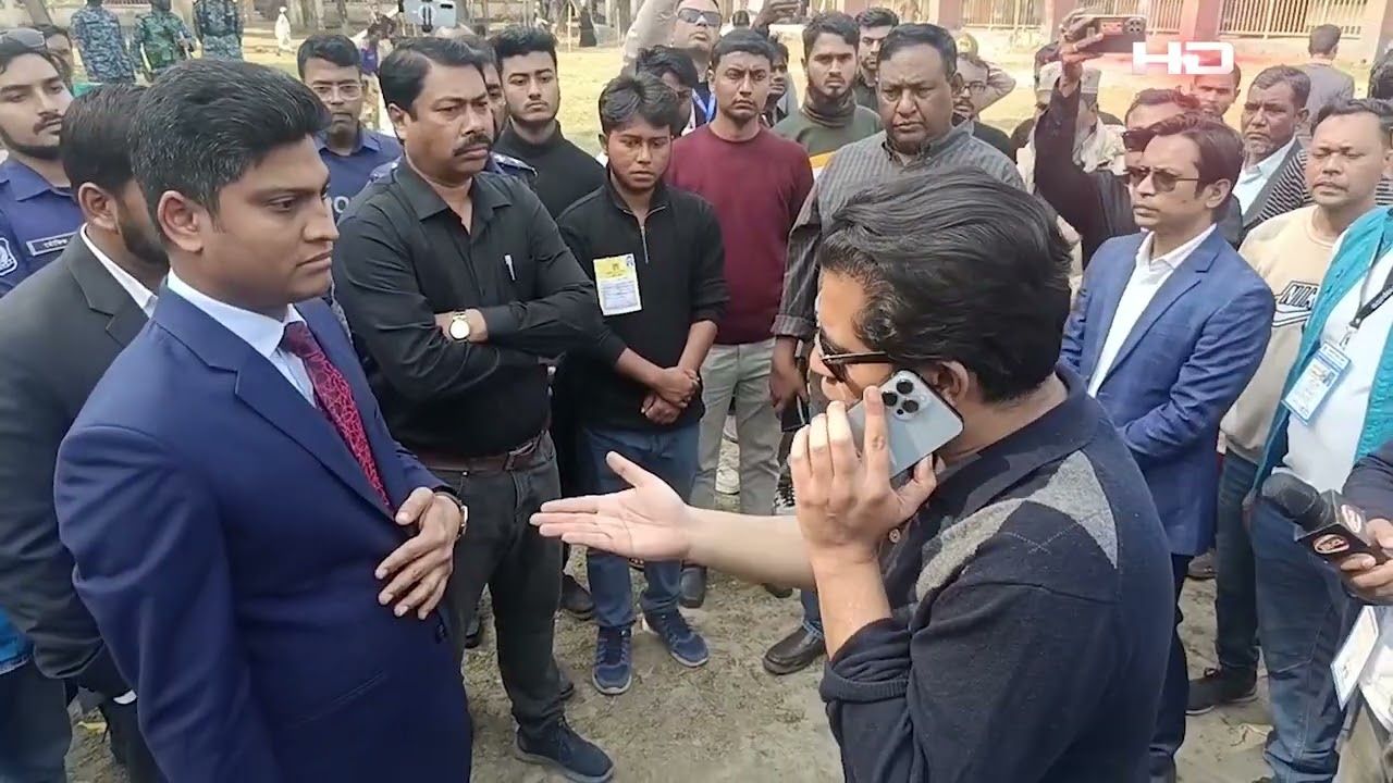 ভোলার আলীনগর স্কুল এন্ড কলেজ কেন্দ্রে দুর্বৃত্তদের হামলায় ভোট বন্ধ, উপস্থিত আন্দালিব রহমান পার্থ