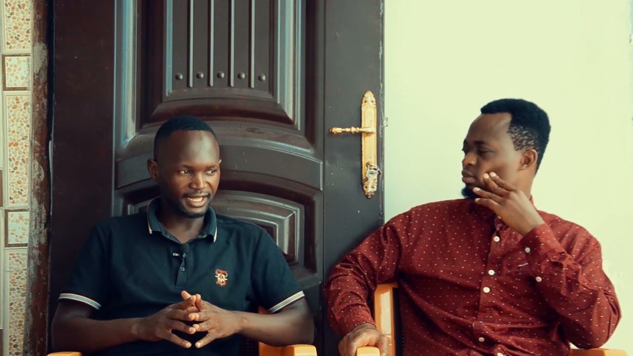 KIJANA ALIEKUWA ANASHIRIKI TENDO LA NDOA NA BIBI YAKE  KWA MAELEKEZO YA BABU YAKE ILI APATE UTAJIRI