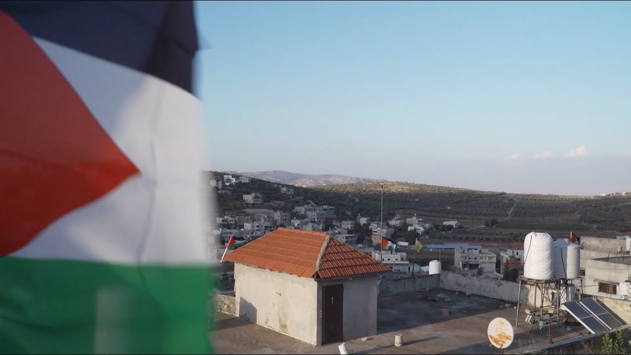 Kolonisten nemen Palestijns land in beslag: 'Er blijft hier geen meter voor ons over'