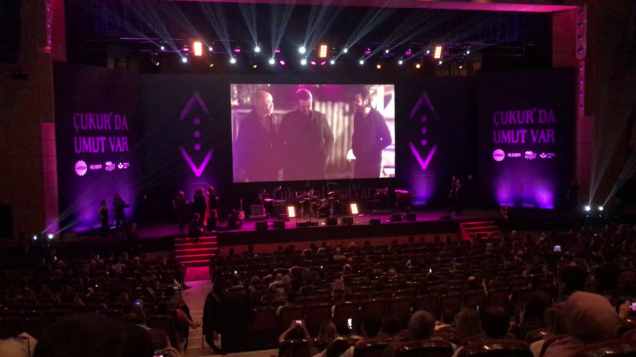 Çukurun Gala gecesi 2019,  Çukur dizi , Çukur oyuncuları Toygar Işıklı (Çukur Kamera arkası)