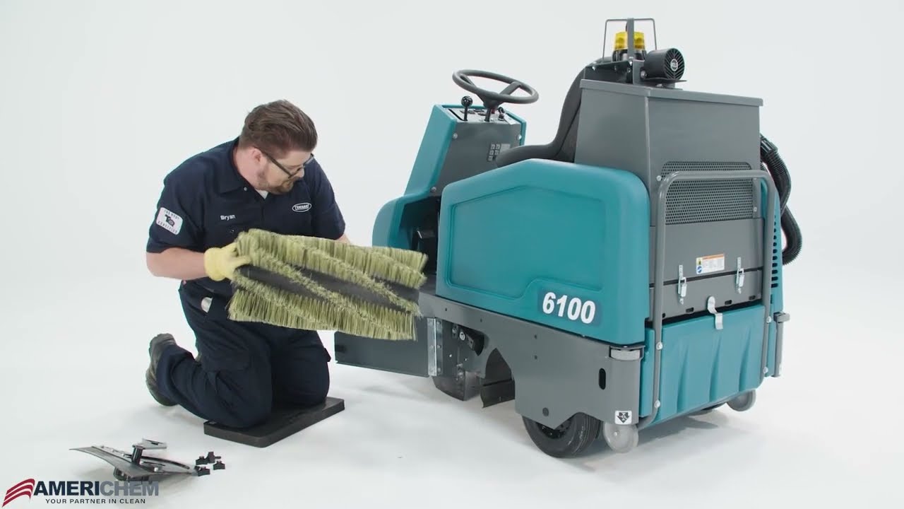 Tennant 6100 Ride-On Sweeper | Live Demo in Action