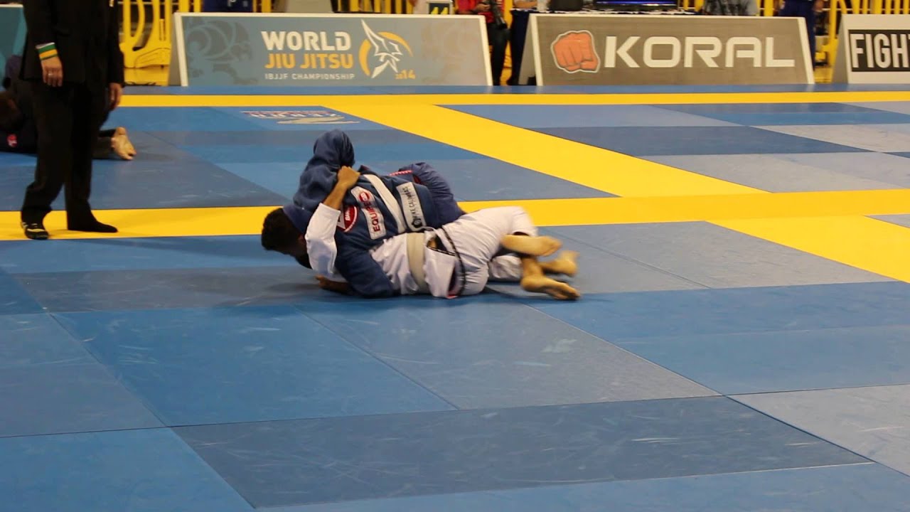 Roberto Nieves (Gracie Barra) vs Naser Abdulkareem 2014 IBJJF Worlds Feather Weight