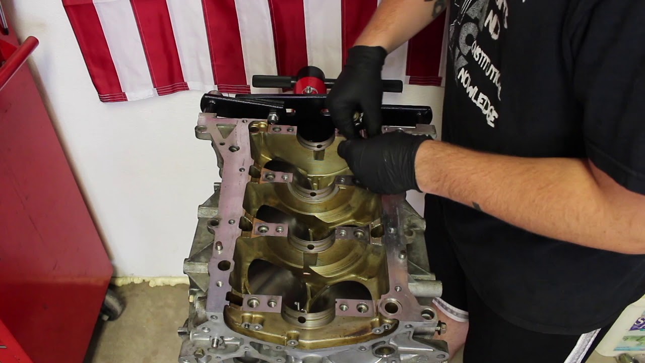 How To Install Main Bearings and Crankshaft: Nissan 350z