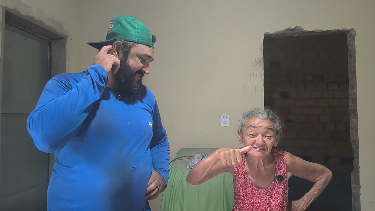 Olha Como Está Ficando o Quartinho da Minha Mãe! Hoje Foi Dia de Contra Piso