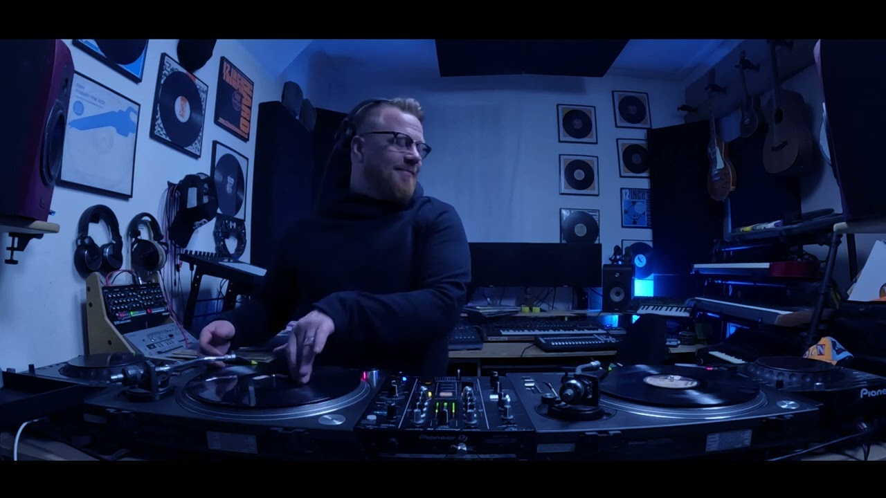 Volume 2 - All Vinyl Old Skool House Classics: Timeless Grooves of Our Generation🎧🔥