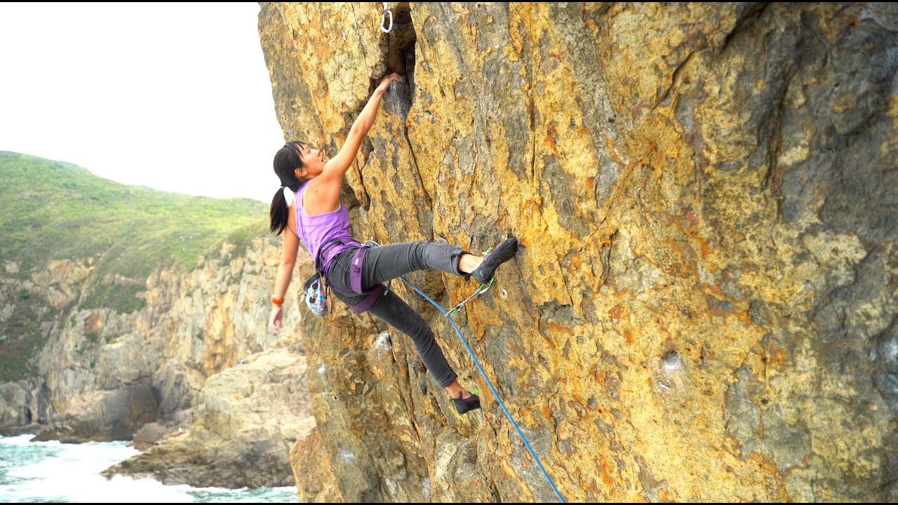 Tung Lung Bad Boy // Hong Kong rock climbing