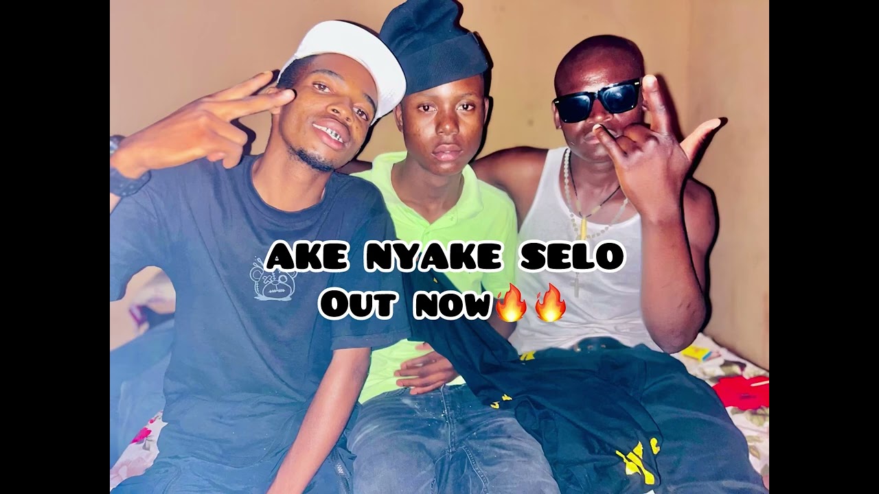 AKE NYAKE SELO-RAZORH SA &Mojjarlistie&Na socha&De kamzo&Gachi shxtta